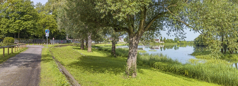 digue © Thierry Kuntz / Région Bourgogne-Franche-Comté, Inventaire du patrimoine - 2017  digue © Thierry Kuntz / Région Bourgogne-Franche-Comté, Inventaire du patrimoine - 2017