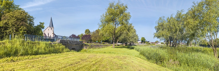 digue © Thierry Kuntz / Région Bourgogne-Franche-Comté, Inventaire du patrimoine - 2017  digue © Thierry Kuntz / Région Bourgogne-Franche-Comté, Inventaire du patrimoine - 2017