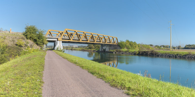 Labruyère (21) : pont autoroutier sur l'A36  © Thierry Kuntz / Région Bourgogne-Franche-Comté, Inventaire du patrimoine - 2017