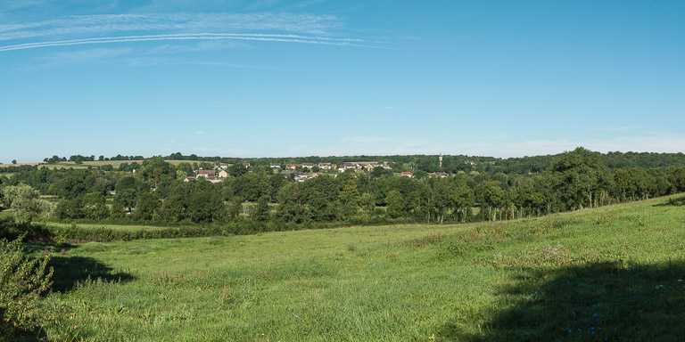 Vue d'ensemble du village. © Pierre-Marie Barbe-Richaud / Région Bourgogne-Franche-Comté, Inventaire du patrimoine - 2017