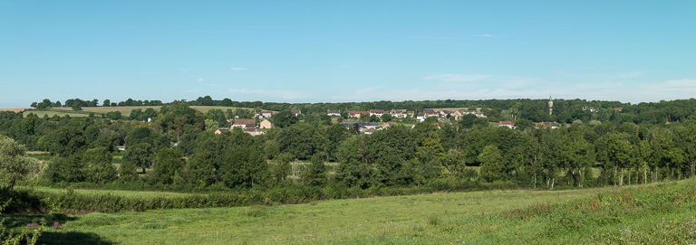 Vue d'ensemble du village. © Pierre-Marie Barbe-Richaud / Région Bourgogne-Franche-Comté, Inventaire du patrimoine - 2017