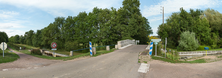 Vue du site. © Pierre-Marie Barbe-Richaud / Région Bourgogne-Franche-Comté, Inventaire du patrimoine - 2017