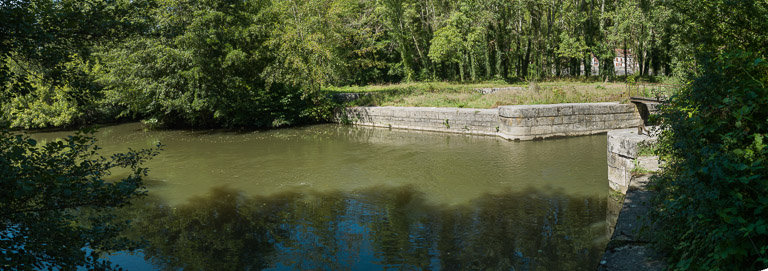 Vue du barrage. © Pierre-Marie Barbe-Richaud / Région Bourgogne-Franche-Comté, Inventaire du patrimoine - 2017