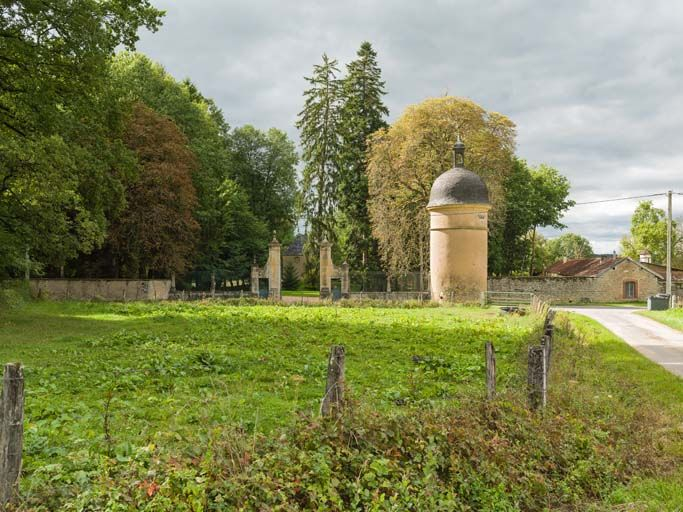 Vue du site. © Pierre-Marie Barbe-Richaud / Région Bourgogne-Franche-Comté, Inventaire du patrimoine - 2017
