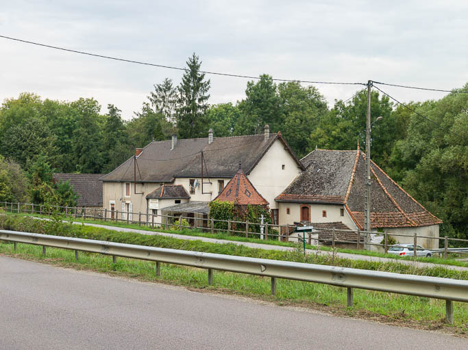 Vue rapprochée du domaine. © Pierre-Marie Barbe-Richaud / Région Bourgogne-Franche-Comté, Inventaire du patrimoine - 2017