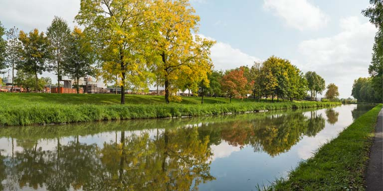 Vue d'ensemble de la scierie et du canal. © Pierre-Marie Barbe-Richaud / Région Bourgogne-Franche-Comté, Inventaire du patrimoine - 2017