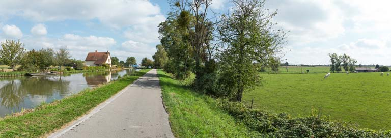 Vue d'ensemble du site d'écluse et du chemin de halage. © Pierre-Marie Barbe-Richaud / Région Bourgogne-Franche-Comté, Inventaire du patrimoine - 2017
