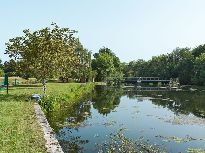 Vue du site. © Pierre-Marie Barbe-Richaud / Région Bourgogne-Franche-Comté, Inventaire du patrimoine - 2017