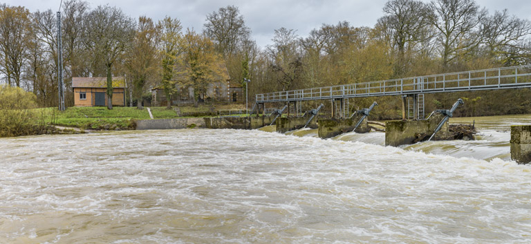 barrage © Thierry Kuntz / Région Bourgogne-Franche-Comté, Inventaire du patrimoine - 2018 barrage © Thierry Kuntz / Région Bourgogne-Franche-Comté, Inventaire du patrimoine - 2018