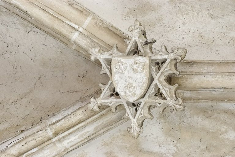 Intérieur de la chapelle : clef de voûte du choeur. © Thierry Kuntz / Région Bourgogne-Franche-Comté, Inventaire du patrimoine - 2018