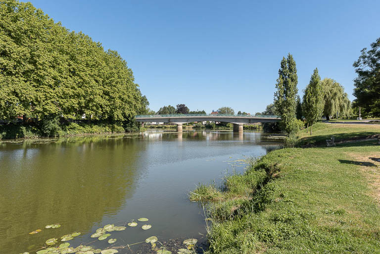 Vue générale du pont et du site. © Pierre-Marie Barbe-Richaud / Région Bourgogne-Franche-Comté, Inventaire du patrimoine - 2018