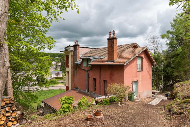 demeure © Pierre-Marie Barbe-Richaud / Région Bourgogne-Franche-Comté, Inventaire du patrimoine - 2019 demeure © Pierre-Marie Barbe-Richaud / Région Bourgogne-Franche-Comté, Inventaire du patrimoine - 2019