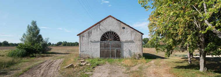 usine de mise en bouteilles des eaux minérales © Pierre-Marie Barbe-Richaud / Région Bourgogne-Franche-Comté, Inventaire du patrimoine - 2019
