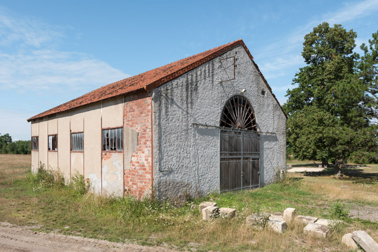 usine de mise en bouteilles des eaux minérales © Pierre-Marie Barbe-Richaud / Région Bourgogne-Franche-Comté, Inventaire du patrimoine - 2019