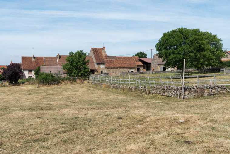 ferme © Pierre-Marie Barbe-Richaud / Région Bourgogne-Franche-Comté, Inventaire du patrimoine - 2019 ferme © Pierre-Marie Barbe-Richaud / Région Bourgogne-Franche-Comté, Inventaire du patrimoine - 2019