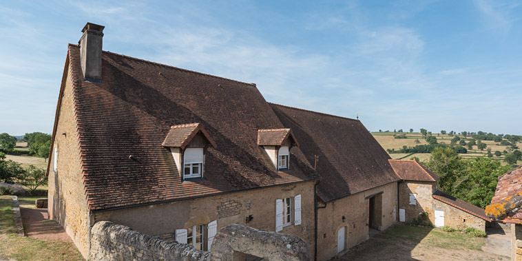 ferme © Pierre-Marie Barbe-Richaud / Région Bourgogne-Franche-Comté, Inventaire du patrimoine - 2019 ferme © Pierre-Marie Barbe-Richaud / Région Bourgogne-Franche-Comté, Inventaire du patrimoine - 2019