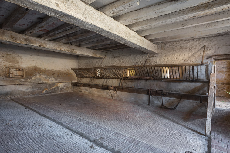 ferme © Pierre-Marie Barbe-Richaud / Région Bourgogne-Franche-Comté, Inventaire du patrimoine - 2019 ferme © Pierre-Marie Barbe-Richaud / Région Bourgogne-Franche-Comté, Inventaire du patrimoine - 2019