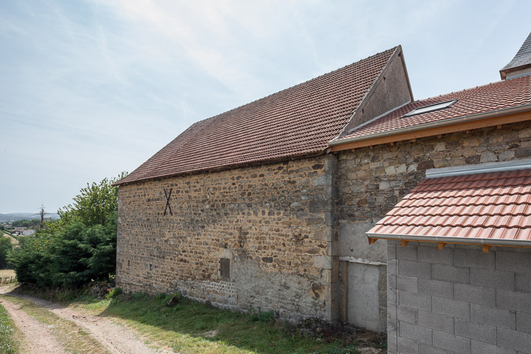 ferme © Pierre-Marie Barbe-Richaud / Région Bourgogne-Franche-Comté, Inventaire du patrimoine - 2019 ferme © Pierre-Marie Barbe-Richaud / Région Bourgogne-Franche-Comté, Inventaire du patrimoine - 2019