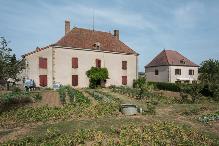 ferme © Pierre-Marie Barbe-Richaud / Région Bourgogne-Franche-Comté, Inventaire du patrimoine - 2019 ferme © Pierre-Marie Barbe-Richaud / Région Bourgogne-Franche-Comté, Inventaire du patrimoine - 2019