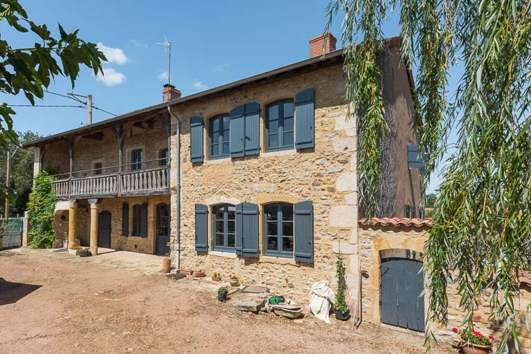 ferme © Pierre-Marie Barbe-Richaud / Région Bourgogne-Franche-Comté, Inventaire du patrimoine - 2019 ferme © Pierre-Marie Barbe-Richaud / Région Bourgogne-Franche-Comté, Inventaire du patrimoine - 2019