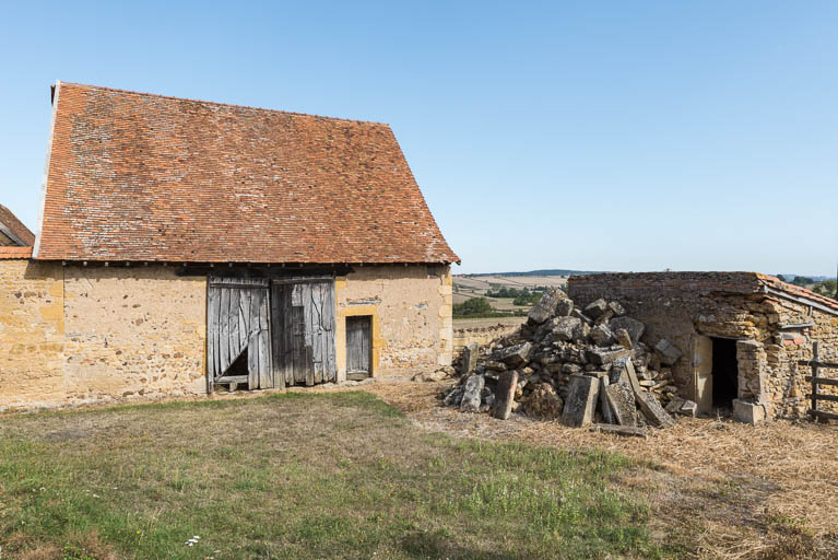 demeure © Pierre-Marie Barbe-Richaud / Région Bourgogne-Franche-Comté, Inventaire du patrimoine - 2019 demeure © Pierre-Marie Barbe-Richaud / Région Bourgogne-Franche-Comté, Inventaire du patrimoine - 2019