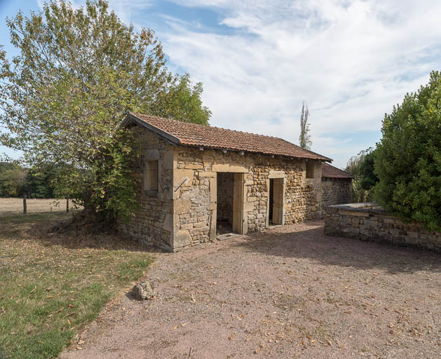 ferme © Pierre-Marie Barbe-Richaud / Région Bourgogne-Franche-Comté, Inventaire du patrimoine - 2019 ferme © Pierre-Marie Barbe-Richaud / Région Bourgogne-Franche-Comté, Inventaire du patrimoine - 2019