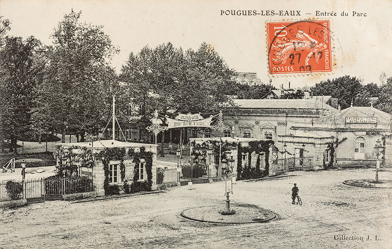 parc © Pierre-Marie Barbe-Richaud / Région Bourgogne-Franche-Comté, Inventaire du patrimoine - 2020 parc © Pierre-Marie Barbe-Richaud / Région Bourgogne-Franche-Comté, Inventaire du patrimoine - 2020