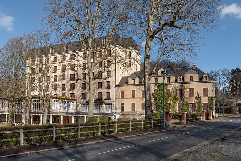 hôtel de voyageurs © Pierre-Marie Barbe-Richaud / Région Bourgogne-Franche-Comté, Inventaire du patrimoine - 2020 hôtel de voyageurs © Pierre-Marie Barbe-Richaud / Région Bourgogne-Franche-Comté, Inventaire du patrimoine - 2020