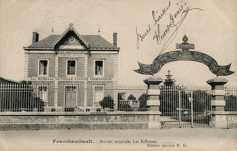 usine de mise en bouteilles des eaux minérales © Fabien Dufoulon / Région Bourgogne-Franche-Comté, Inventaire du patrimoine - 2020 usine de mise en bouteilles des eaux minérales © Fabien Dufoulon / Région Bourgogne-Franche-Comté, Inventaire du patrimoine - 2020