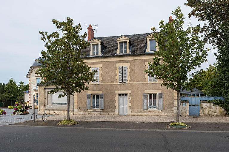 demeure © Pierre-Marie Barbe-Richaud / Région Bourgogne-Franche-Comté, Inventaire du patrimoine - 2020 demeure © Pierre-Marie Barbe-Richaud / Région Bourgogne-Franche-Comté, Inventaire du patrimoine - 2020