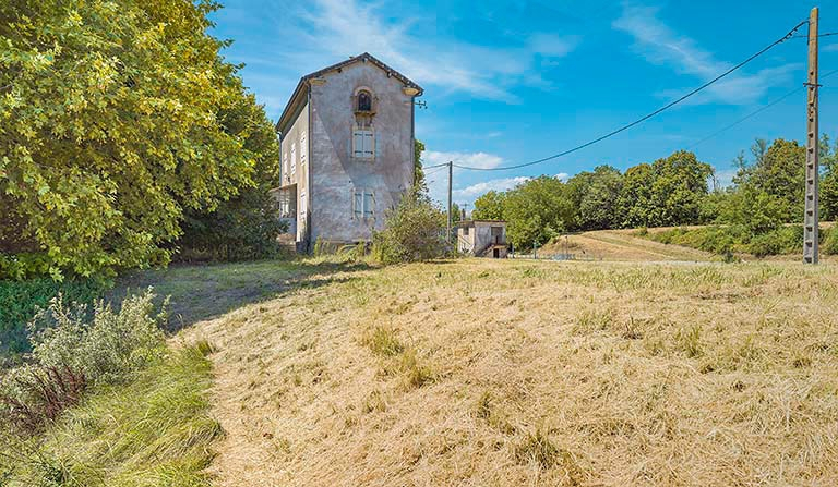 maison © Thierry Kuntz / Région Bourgogne-Franche-Comté, Inventaire du patrimoine - 2020  maison © Thierry Kuntz / Région Bourgogne-Franche-Comté, Inventaire du patrimoine - 2020