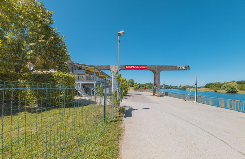 port © Thierry Kuntz / Région Bourgogne-Franche-Comté, Inventaire du patrimoine - 2020 port © Thierry Kuntz / Région Bourgogne-Franche-Comté, Inventaire du patrimoine - 2020