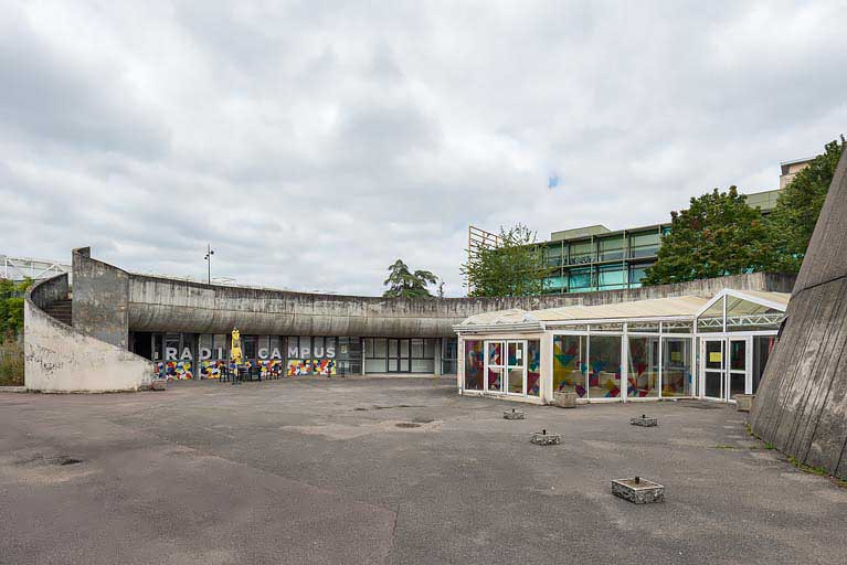 centre culturel © Pierre-Marie Barbe-Richaud / Région Bourgogne-Franche-Comté, Inventaire du patrimoine - 2021 centre culturel © Pierre-Marie Barbe-Richaud / Région Bourgogne-Franche-Comté, Inventaire du patrimoine - 2021