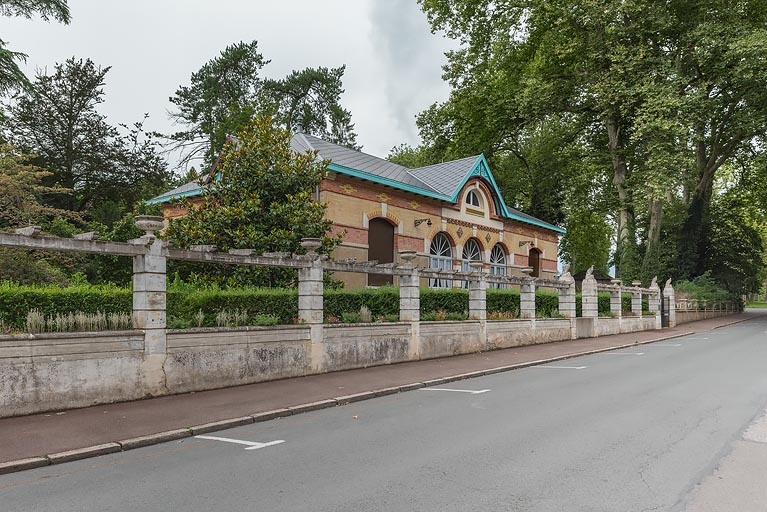  salon de thé © Pierre-Marie Barbe-Richaud / Région Bourgogne-Franche-Comté, Inventaire du patrimoine - 2021