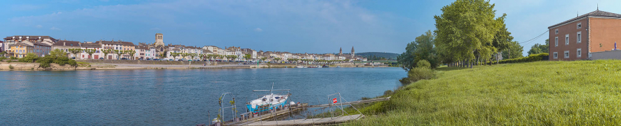 quai © Thierry Kuntz / Région Bourgogne-Franche-Comté, Inventaire du patrimoine - 2021 quai © Thierry Kuntz / Région Bourgogne-Franche-Comté, Inventaire du patrimoine - 2021