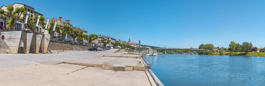 quai © Thierry Kuntz / Région Bourgogne-Franche-Comté, Inventaire du patrimoine - 2021 quai © Thierry Kuntz / Région Bourgogne-Franche-Comté, Inventaire du patrimoine - 2021