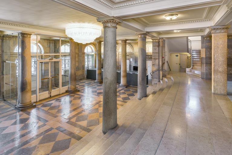 théâtre © Pierre-Marie Barbe-Richaud / Région Bourgogne-Franche-Comté, Inventaire du patrimoine - 2022  théâtre © Pierre-Marie Barbe-Richaud / Région Bourgogne-Franche-Comté, Inventaire du patrimoine - 2022