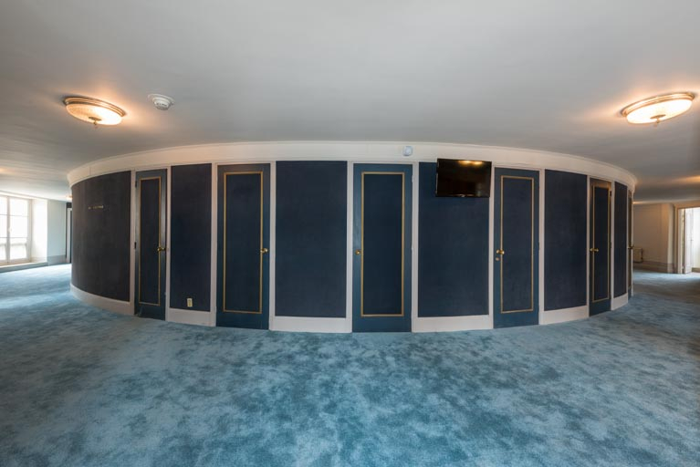 théâtre © Pierre-Marie Barbe-Richaud / Région Bourgogne-Franche-Comté, Inventaire du patrimoine - 2022  théâtre © Pierre-Marie Barbe-Richaud / Région Bourgogne-Franche-Comté, Inventaire du patrimoine - 2022