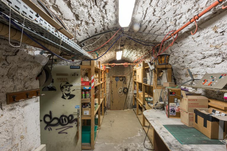 théâtre © Pierre-Marie Barbe-Richaud / Région Bourgogne-Franche-Comté, Inventaire du patrimoine - 2022  théâtre © Pierre-Marie Barbe-Richaud / Région Bourgogne-Franche-Comté, Inventaire du patrimoine - 2022