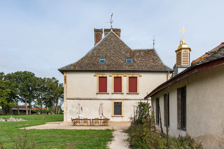 maison © Pierre-Marie Barbe-Richaud / Région Bourgogne-Franche-Comté, Inventaire du patrimoine - 2022  maison © Pierre-Marie Barbe-Richaud / Région Bourgogne-Franche-Comté, Inventaire du patrimoine - 2022