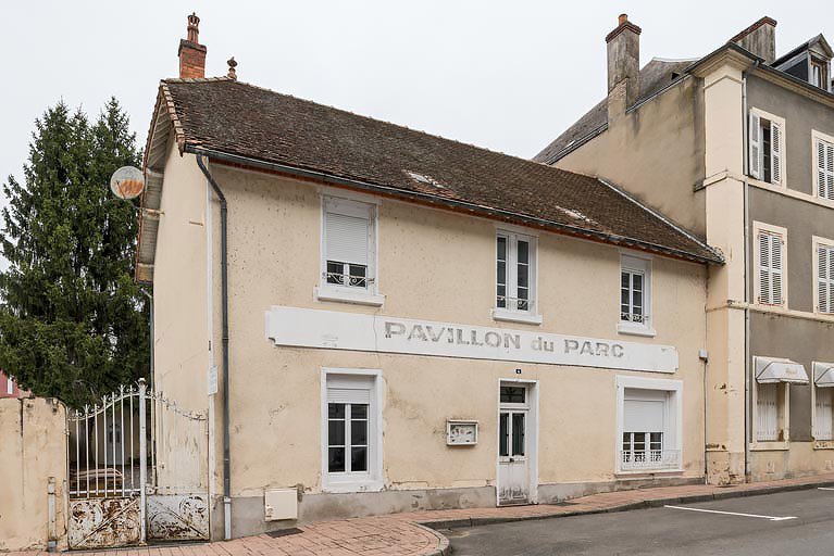  demeure villa © Pierre-Marie Barbe-Richaud / Région Bourgogne-Franche-Comté, Inventaire du patrimoine - 2022