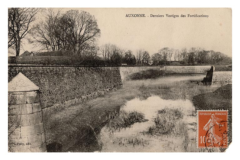 fortification d'agglomération demi-lune courtine bastion © Guillaume Gézolme / Archives municipales, Auxonne - 2023  fortification d'agglomération demi-lune courtine bastion © Guillaume Gézolme / Archives municipales, Auxonne - 2023