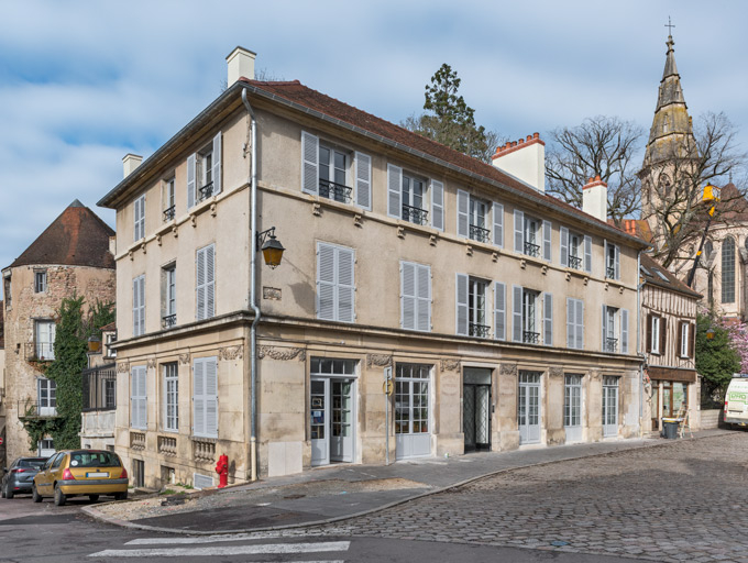 théâtre © Pierre-Marie Barbe-Richaud / Région Bourgogne-Franche-Comté, Inventaire du patrimoine - 2023  théâtre © Pierre-Marie Barbe-Richaud / Région Bourgogne-Franche-Comté, Inventaire du patrimoine - 2023