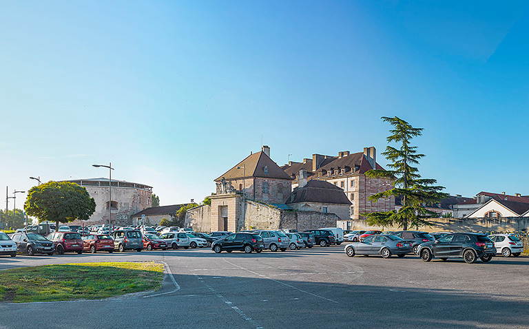  fortification d'agglomération porte de ville © Thierry Kuntz / Région Bourgogne-Franche-Comté, Inventaire du patrimoine - 2023