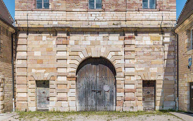  fortification d'agglomération porte de ville © Thierry Kuntz / Région Bourgogne-Franche-Comté, Inventaire du patrimoine - 2023