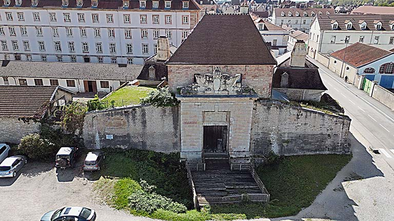  fortification d'agglomération porte de ville © Sébastien Bardou / Région Bourgogne-Franche-Comté, Inventaire du patrimoine - 2023
