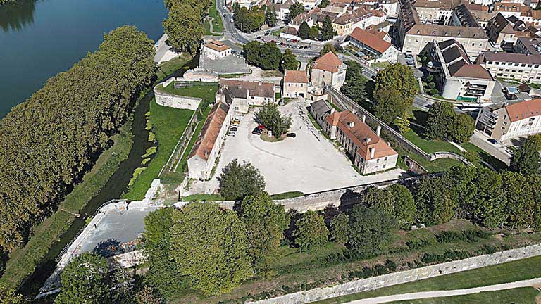  fortification d'agglomération château fort © Sébastien Bardou / Région Bourgogne-Franche-Comté, Inventaire du patrimoine - 2023