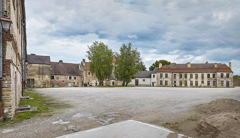  fortification d'agglomération château fort © Thierry Kuntz / Région Bourgogne-Franche-Comté, Inventaire du patrimoine - 2023
