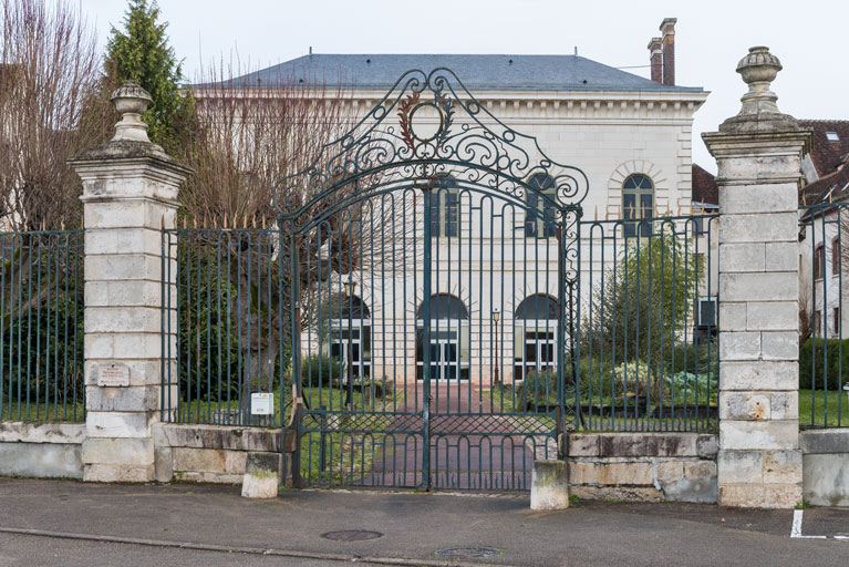  halle théâtre © Pierre-Marie Barbe-Richaud / Région Bourgogne-Franche-Comté, Inventaire du patrimoine - 2023