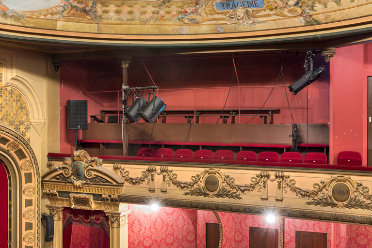 théâtre © Pierre-Marie Barbe-Richaud / Région Bourgogne-Franche-Comté, Inventaire du patrimoine - 2023  théâtre © Pierre-Marie Barbe-Richaud / Région Bourgogne-Franche-Comté, Inventaire du patrimoine - 2023